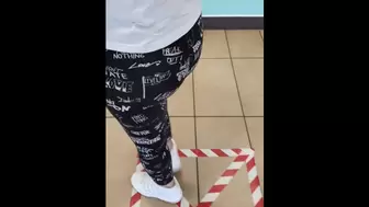 Step Mom Rammed and Monstrous Cums On on H&M Leggings in a Public Changing Room (sex with Step Son)