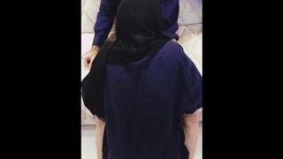 Persian Cuck-Old Shared his Hijab Ex-Wife and Filmed Itمرده زن با حجابشو میده یکی بکنه ،