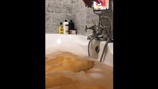 Wanking over Strangers Wife in Bath