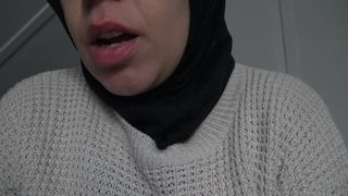 ALLURING EGYPTIAN EX-WIFE ساره شرموطه مصريه وزوجها العرص تابعوني و اتفرجو علي النيك
