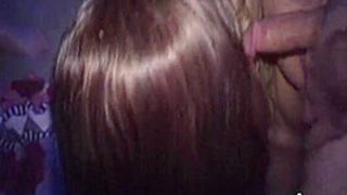 Sucer Les Voyeurs Sur Plage Entre Copines