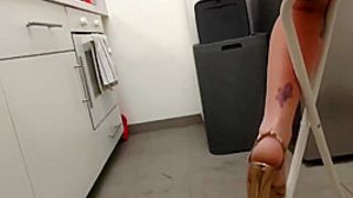 Blow My Schlong Waiting Jizz On Her Face - Sabrina Ice