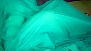 Mi Esposa Le Dice A Su Mejor Amiga Que Me Despierte Con Una Buena Mamada Y Luego Empezamos A Follar, Mi Esposa Graba Todo Parte one / Leandrozimmer / Chiquicandy 10 Min