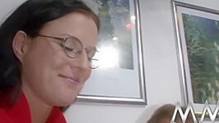 Mmvfilme - The Sexnanny Loves To Watch