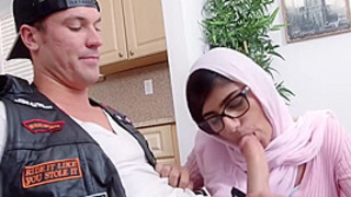 Reaccionando A Vol.6 Film Reaccion With Mia Khalifa