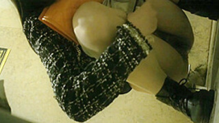 Busan girl swallowing on her bf and riding him