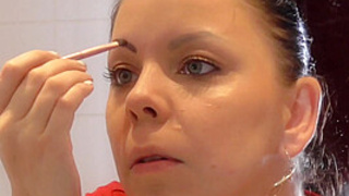 Carla Make Up Bizarre With Full Make Up - SoloAustria