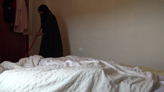 This Muslim woman is SHOCKED !!! I take out my huge dark wang for my arab maid.