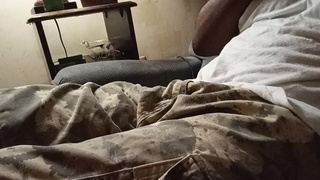 ???????????????? RELAXING IN HER HUSBANDS RECLINER...????????????HOPE HE DONT SEE THIS SEX TAPE!????????????????