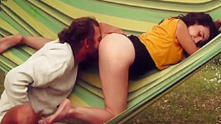 Eroticxxxpress - Eating Her Pussy Only Way To Interrupt Her Reading Session - Hammock Club: One! 19 Min