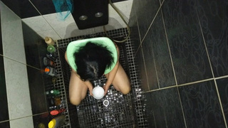 Sexi Wifey taking big load of piss on face