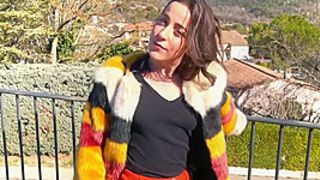 Rose, 20 years old, veterinary student in Lille! - Jacquie et Michel TV