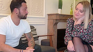 Sophie, 43, nurse in Aix-en-Provence! - Jacquie et Michel TV