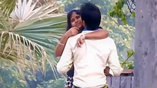 Indian Couple Love In Public - Indian Hidden Cams