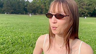 Elea, 27, came for a change of scenery ... - Jacquie et Michel TV