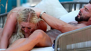 Full Sextape With Horny Blonde Babe Vanna Rose