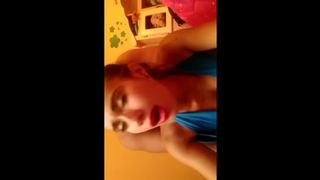 House Wife Screaming Loud on Anal Penetration until Pee