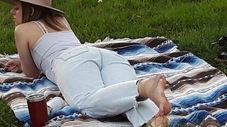 A professor pawg barefoot