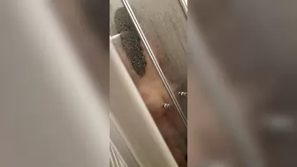 Wifey take a Shower