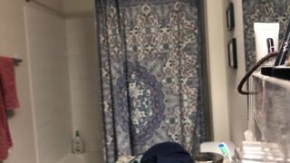 Real Secret SpyCam Caught Attractive PAWG Roommate Shower