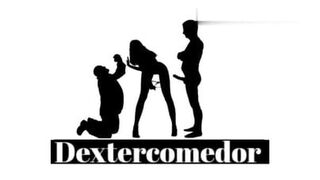 Casada fazendo um boquete dentro do carro