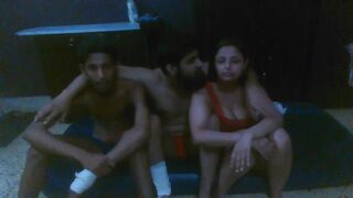 Share wifey with BBF Threesome