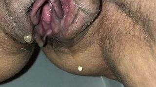 Sperm dripping pee fingerfuck and cunt fuck