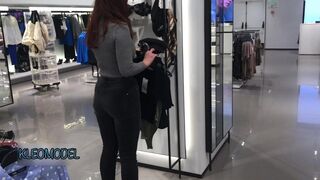 Oral Sex in a fitting room with my wifey KleoModel.