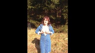 Kerstin nackt unterm Mantel Teil two.